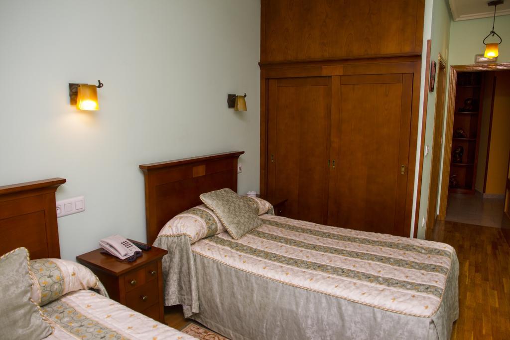 Hotel Los 14 Pravia Dış mekan fotoğraf