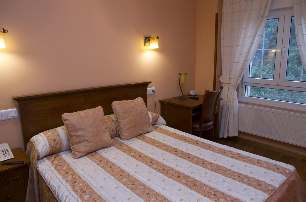 Hotel Los 14 Pravia Dış mekan fotoğraf