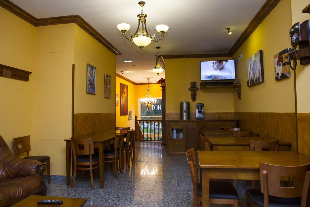 Hotel Los 14 Pravia Dış mekan fotoğraf