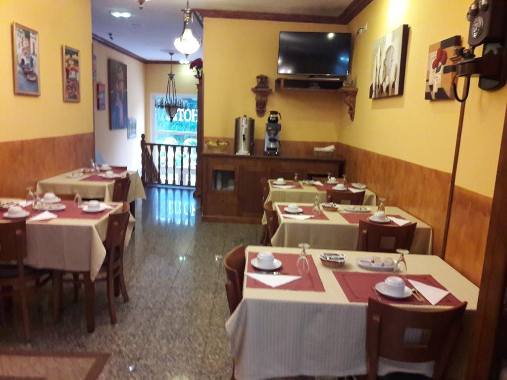 Hotel Los 14 Pravia Dış mekan fotoğraf